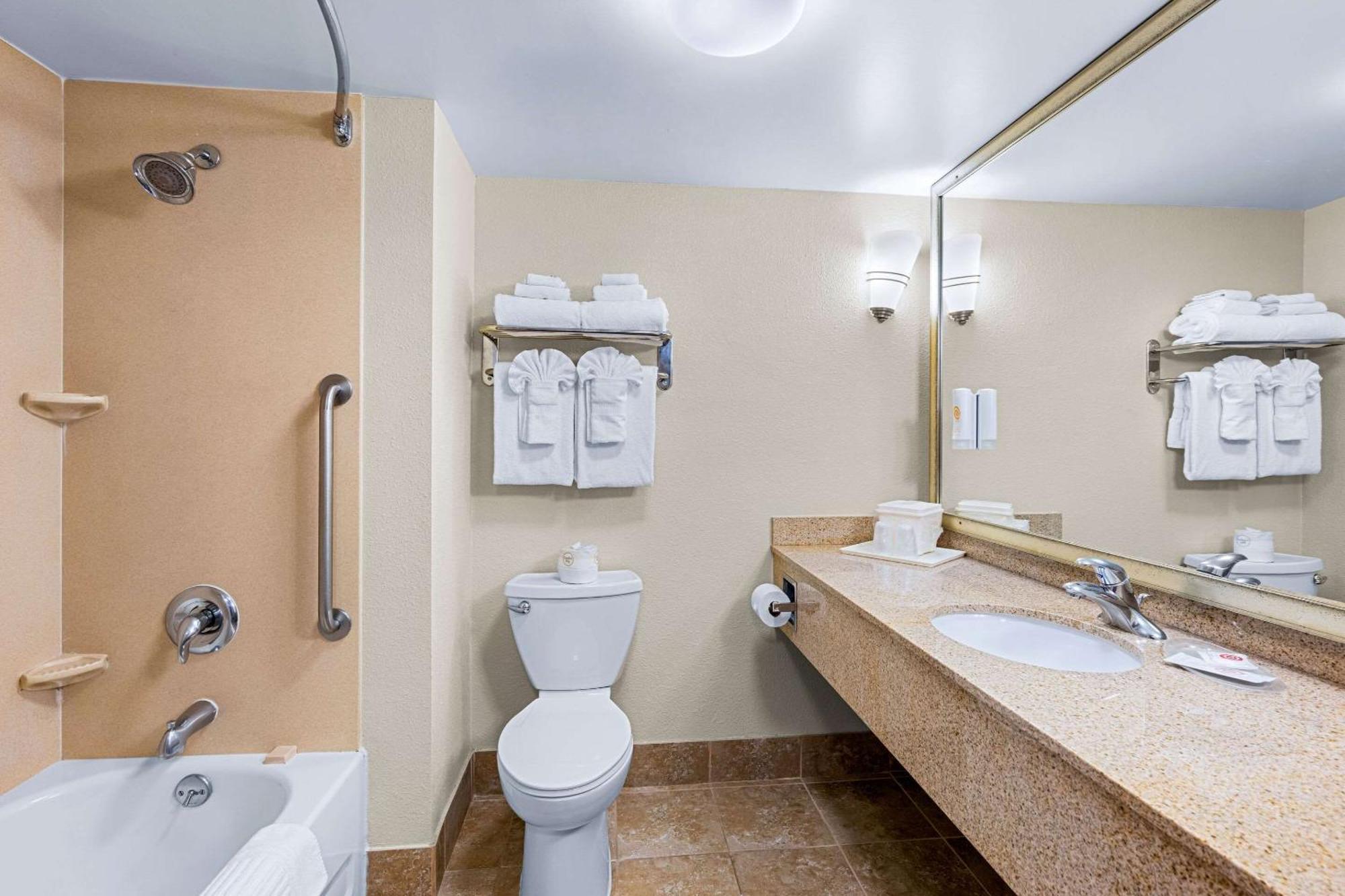 Comfort Suites Vacaville-Napa Valley Area Kültér fotó