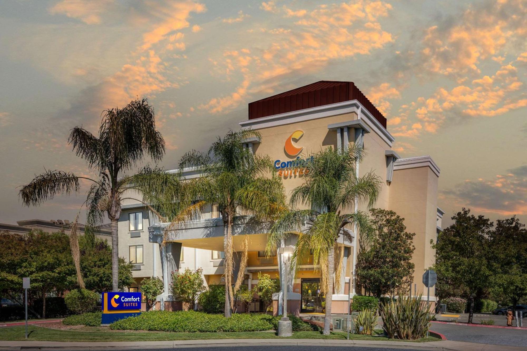 Comfort Suites Vacaville-Napa Valley Area Kültér fotó